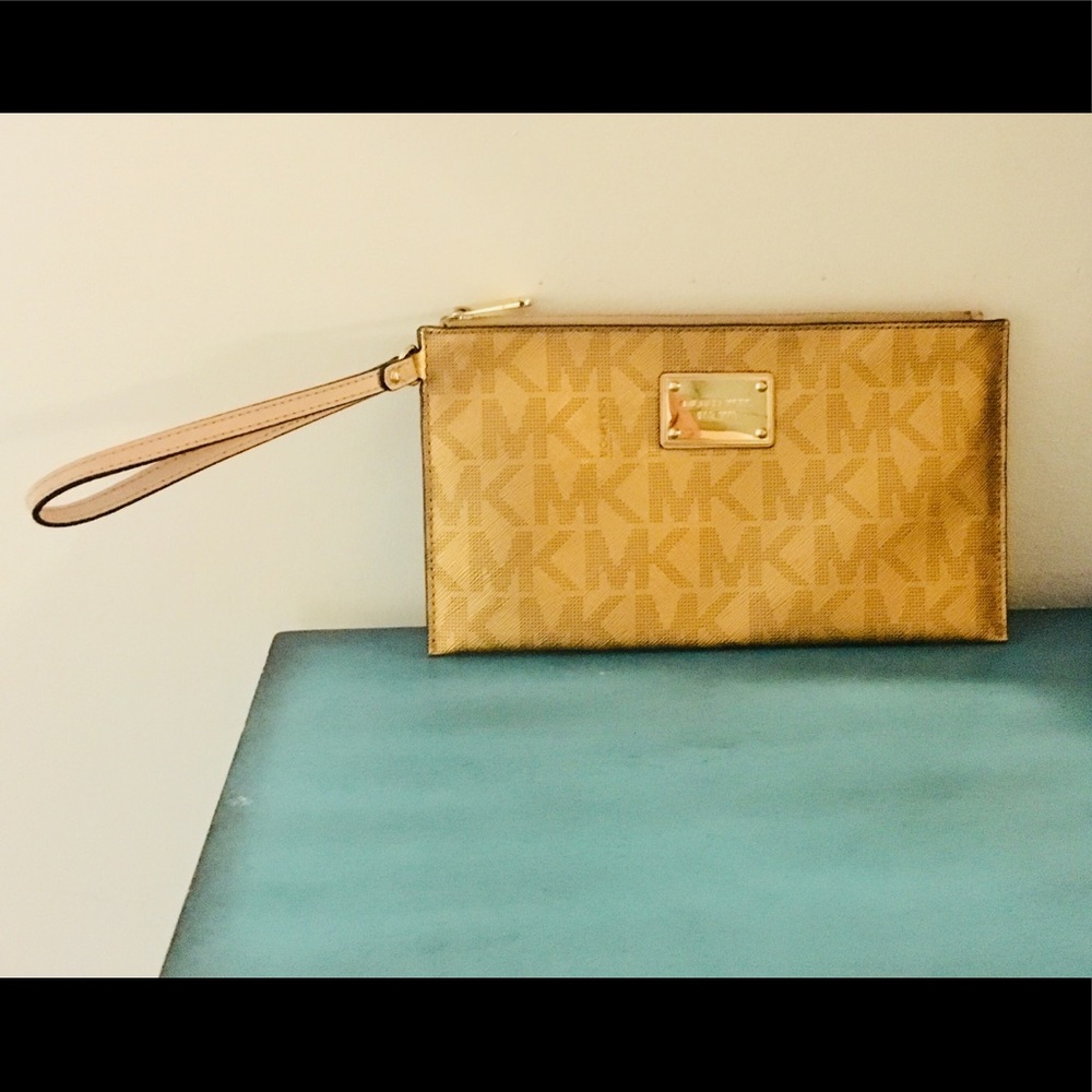 Michael Kors  Lg wrisklet